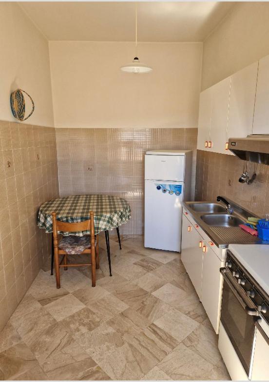 Apartment Piras&Tascedda Ampio Appartamento Vicino Al Centro Бари Сардо Екстериор снимка